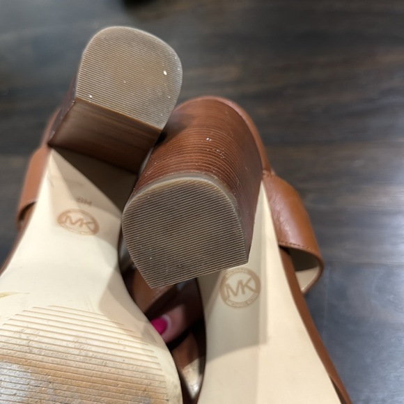 Michael Kors tan heel sandals size 9 - Picture 3 of 5